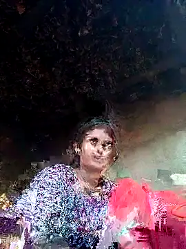 Snapshot of Sh_punam chatting on 10.02.25 Sh punam online show from 10.02.25