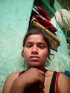 Snapshot of Sh_punam chatting on 10.12.25 Sh punam online show from 10.12.25