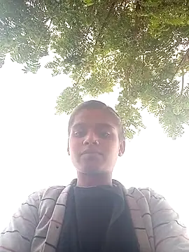 Snapshot of Sh_punam chatting on 10.19.25 Sh punam online show from 10.19.25