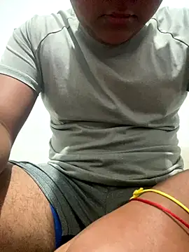 Snapshot of Danimiles chatting on 12.18.25 Danimiles online show from 12.18.25