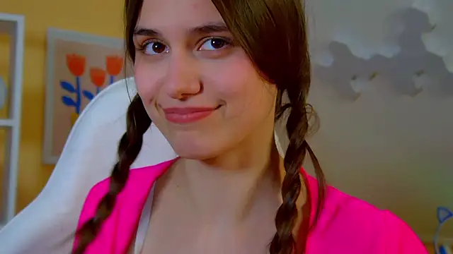 ArianaAllens online show from 04.28.26