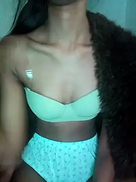 Snapshot of BunnyBloom25 chatting on 09.09.25 BunnyBloom25 online show from 09.09.25