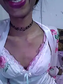 Snapshot of BunnyBloom25 chatting on 11.03.25 BunnyBloom25 online show from 11.03.25