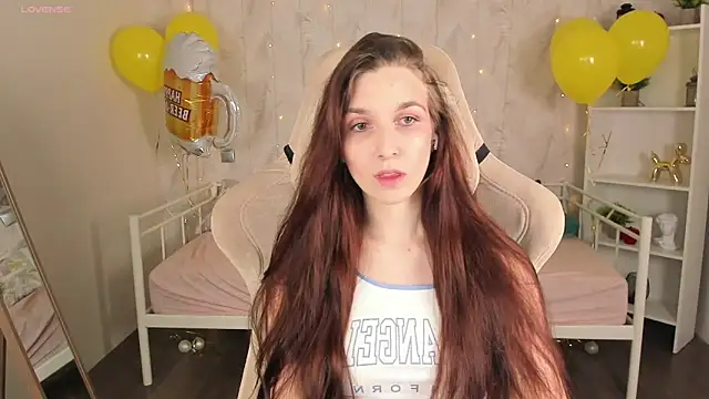 Snapshot of Miss___Eva chatting on 09.25.25 Miss Eva online show from 09.25.25
