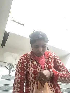 LUCKY cut online show from 01.11.26