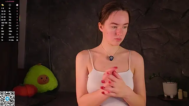 VincenzaGarigliano online show from 12.02.25