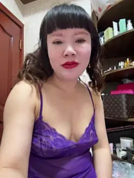 Snapshot of Xinlan-Asia chatting on 04.04.26 Xinlan-Asia online show from 04.04.26