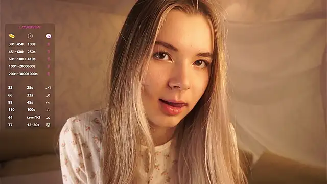 Snapshot of MarlinVarian chatting on 10.27.25 MarlinVarian online show from 10.27.25