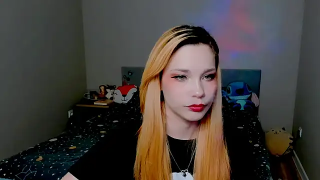 Snapshot of Kitten_Alissa chatting on 10.01.25 Kitten Alissa online show from 10.01.25