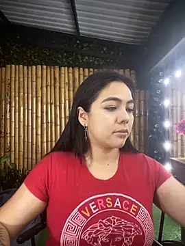 jasmincollin  online show from 11.01.25