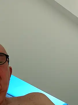 Oldmenhot66 online show from 02.20.26