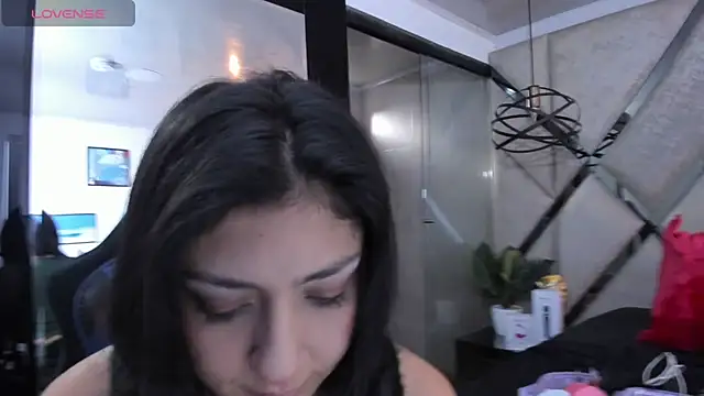 Ely09  online show from 04.28.26