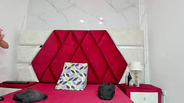 Snapshot of Kity_spiderr chatting on 05.20.26 Kity spiderr online show from 05.20.26