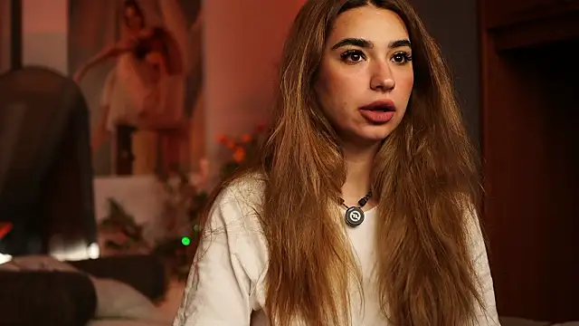 Snapshot of ItalianGirl chatting on 03.15.26 ItalianGirl online show from 03.15.26