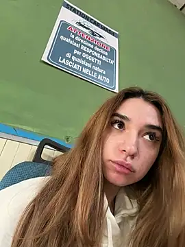 Snapshot of ItalianGirl chatting on 03.17.26 ItalianGirl online show from 03.17.26