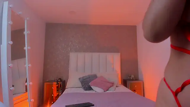 KaylieBrooks online show from 11.05.25