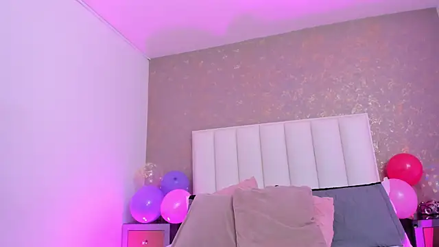 KaylieBrooks online show from 04.24.26