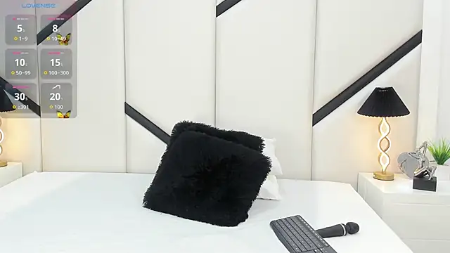XimenaCosta online show from 05.12.26