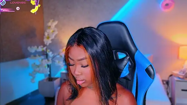 Snapshot of Kishalove_ chatting on 08.04.26 Kishalove online show from 08.04.26