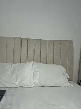 Snapshot of Paulaboterom chatting on 06.22.26 Paulaboterom online show from 06.22.26