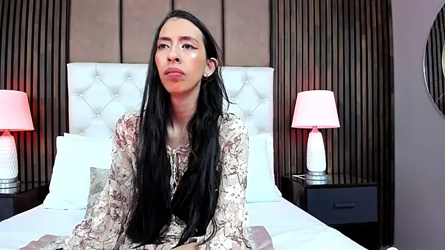 Snapshot of Kendal_Foxxx chatting on 10.29.25 Kendal Foxxx online show from 10.29.25