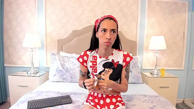 Snapshot of Kendal_Foxxx chatting on 11.07.25 Kendal Foxxx online show from 11.07.25