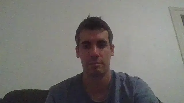 JulioIsHere4you online show from 11.15.25