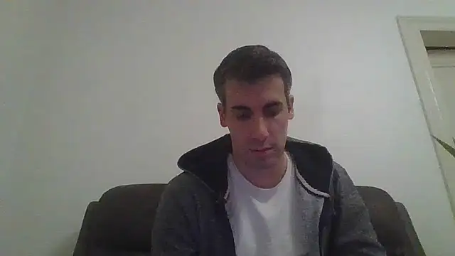 JulioIsHere4you online show from 11.20.25