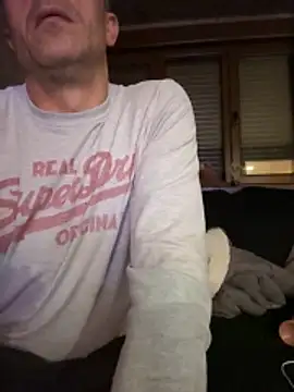 Snapshot of ruberofre chatting on 11.06.25 ruberofre online show from 11.06.25