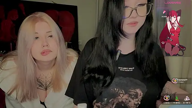 Snapshot of hornyprincess19 chatting on 02.21.26 hornyprincess19 online show from 02.21.26