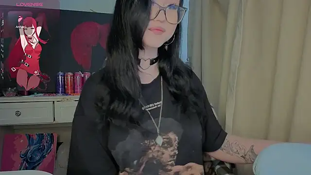 Snapshot of hornyprincess19 chatting on 02.22.26 hornyprincess19 online show from 02.22.26