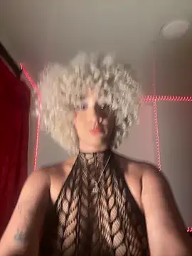 Snapshot of Dark_chanel chatting on 02.13.26 Dark chanel online show from 02.13.26