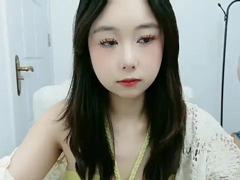 Snapshot of nbhbhu chatting on 09.21.25 nbhbhu online show from 09.21.25