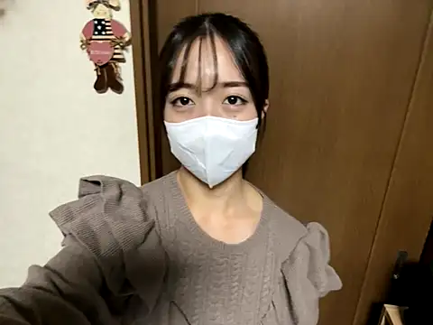 Snapshot of rafachama_lvlv chatting on 12.04.25 rafachama lvlv online show from 12.04.25