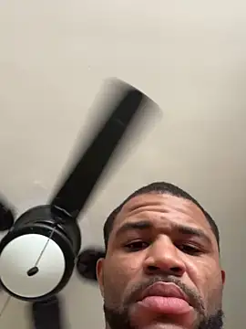 Snapshot of kingtaydo chatting on 02.01.26 kingtaydo online show from 02.01.26