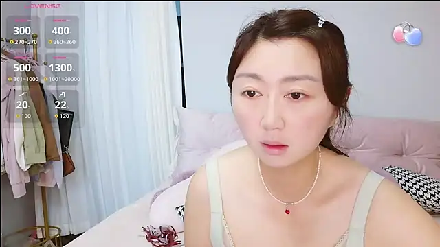 Snapshot of Diva_VVN chatting on 06.06.26 Diva VVN online show from 06.06.26