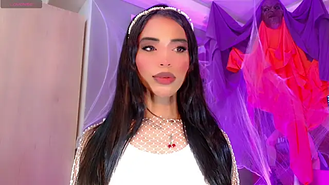 Snapshot of BabyAmatiis_ chatting on 10.25.25 BabyAmatiis online show from 10.25.25