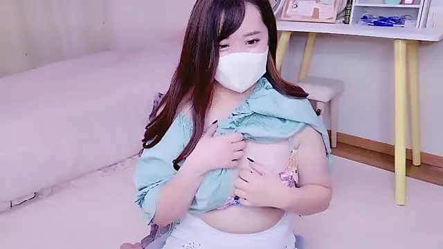 CHIAKI xxo online show from 10.29.25