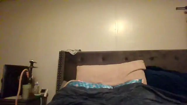 Snapshot of roughdiamond35 chatting on 10.31.25 roughdiamond35 online show from 10.31.25