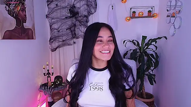 AlisxxnFx online show from 10.02.25