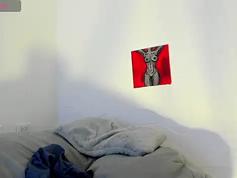 SophiaBloss online show from 04.17.26