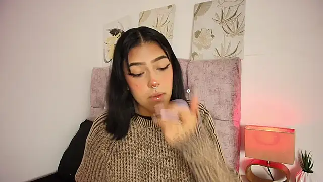 Dulce Bella  online show from 02.27.26