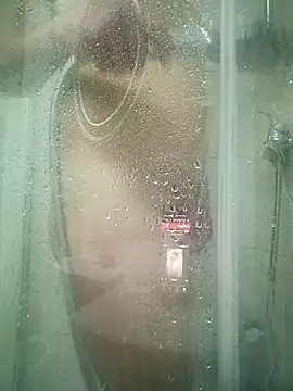 Snapshot of NiceBadgera chatting on 02.28.26 NiceBadgera online show from 02.28.26