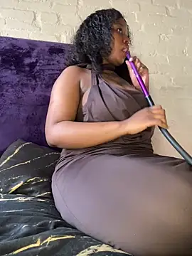 Snapshot of QUEEN_NOBUHLE_777 chatting on 09.20.25 QUEEN NOBUHLE 777 online show from 09.20.25