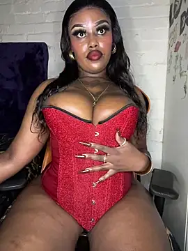 Snapshot of QUEEN_NOBUHLE_777 chatting on 10.04.25 QUEEN NOBUHLE 777 online show from 10.04.25