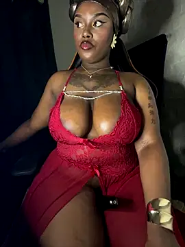 Snapshot of QUEEN_NOBUHLE_777 chatting on 12.19.25 QUEEN NOBUHLE 777 online show from 12.19.25