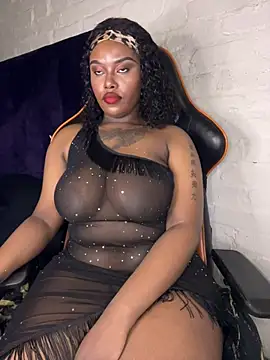 Snapshot of QUEEN_NOBUHLE_777 chatting on 02.22.26 QUEEN NOBUHLE 777 online show from 02.22.26