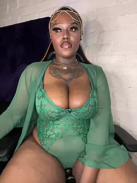 Snapshot of QUEEN_NOBUHLE_777 chatting on 03.14.26 QUEEN NOBUHLE 777 online show from 03.14.26