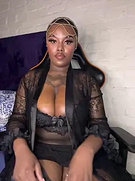 Snapshot of QUEEN_NOBUHLE_777 chatting on 03.18.26 QUEEN NOBUHLE 777 online show from 03.18.26