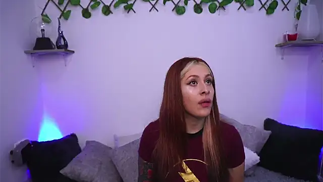 SophiieCumsx online show from 09.18.25